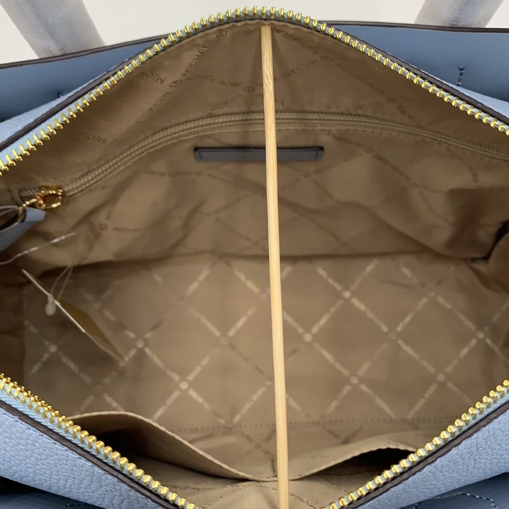 MICHAEL KORS MERCER MEDIUM TOP ZIP BELTED SATCHEL BROWN/ PALE BLUE SIGNATURE - Picture 12 of 16